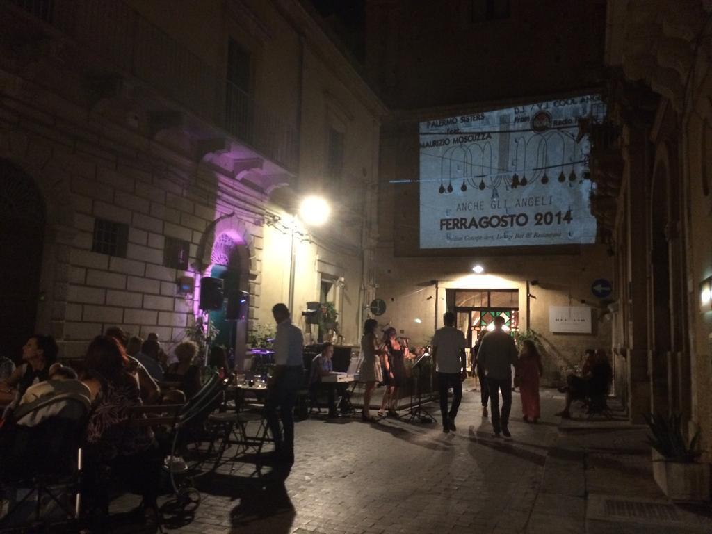 Pepe Concetta E La Movida Apartamento Noto Exterior foto