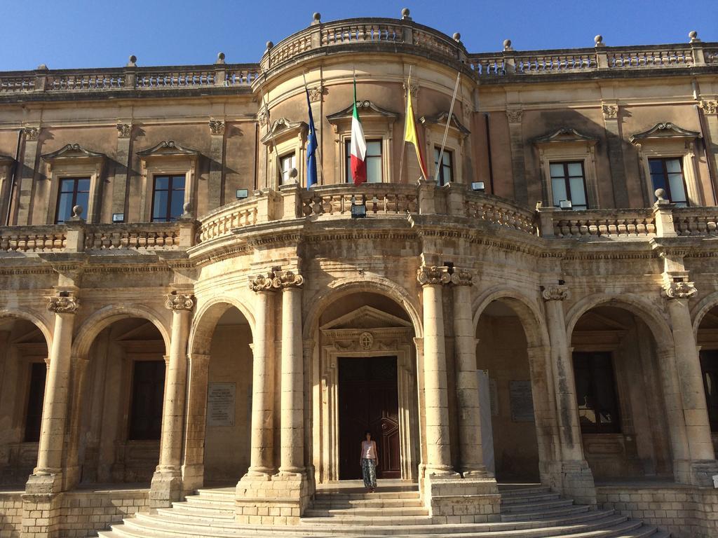 Pepe Concetta E La Movida Apartamento Noto Exterior foto
